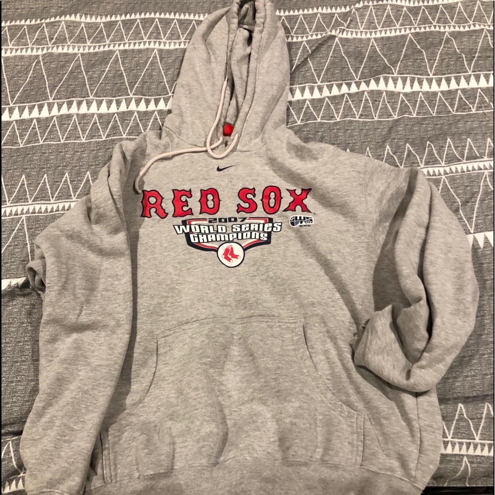 Men’s Red Sox hoodie